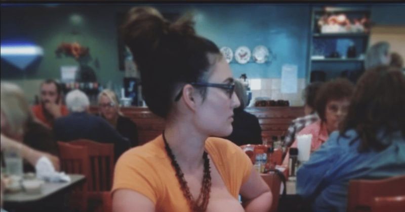 Did this woman drop the greatest breastfeeding response of all time?
