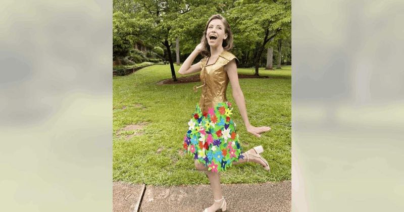Teens create prom dresses using just duct tape to win scholarship