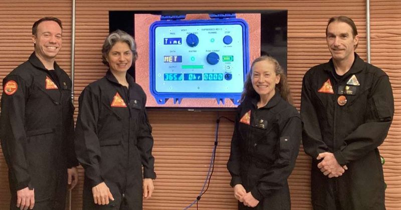 Four NASA astronauts just spent 378 days in a simulated Mars habitat