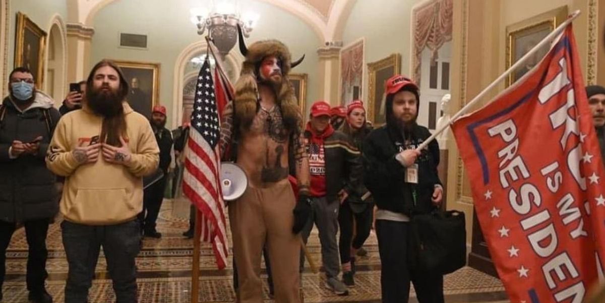 Trump's order to punish BLM protestors may result in 10-year-sentences for Capitol rioters